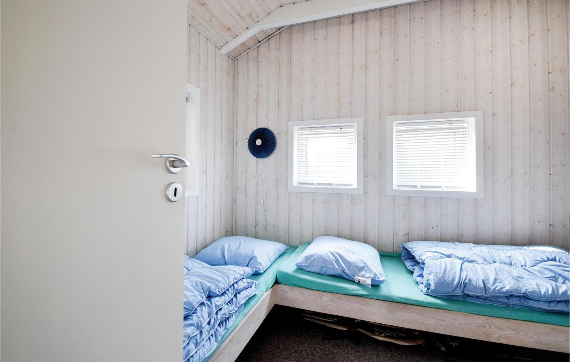 Amazing Home In Bjert With Wifi Binderup Strand Екстер'єр фото